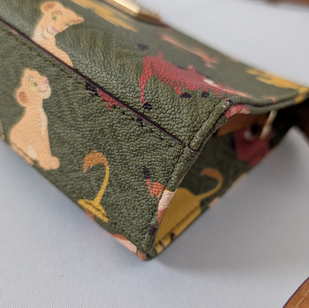 Dooney & Bourke Disney Green 1997 Lion King Crossbody Bag EUC - Picture 5 of 16